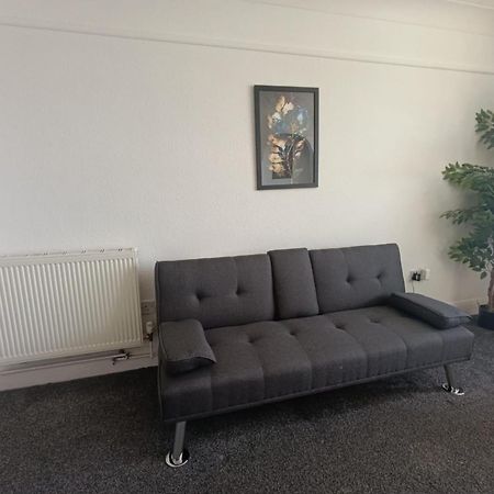 Open Mind Property - Southsea With Free Parking Portsmouth Eksteriør billede